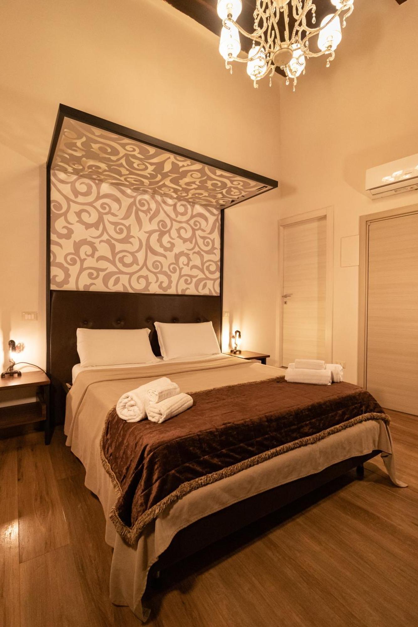 Duomo Luxury Suites Neapel Exteriör bild