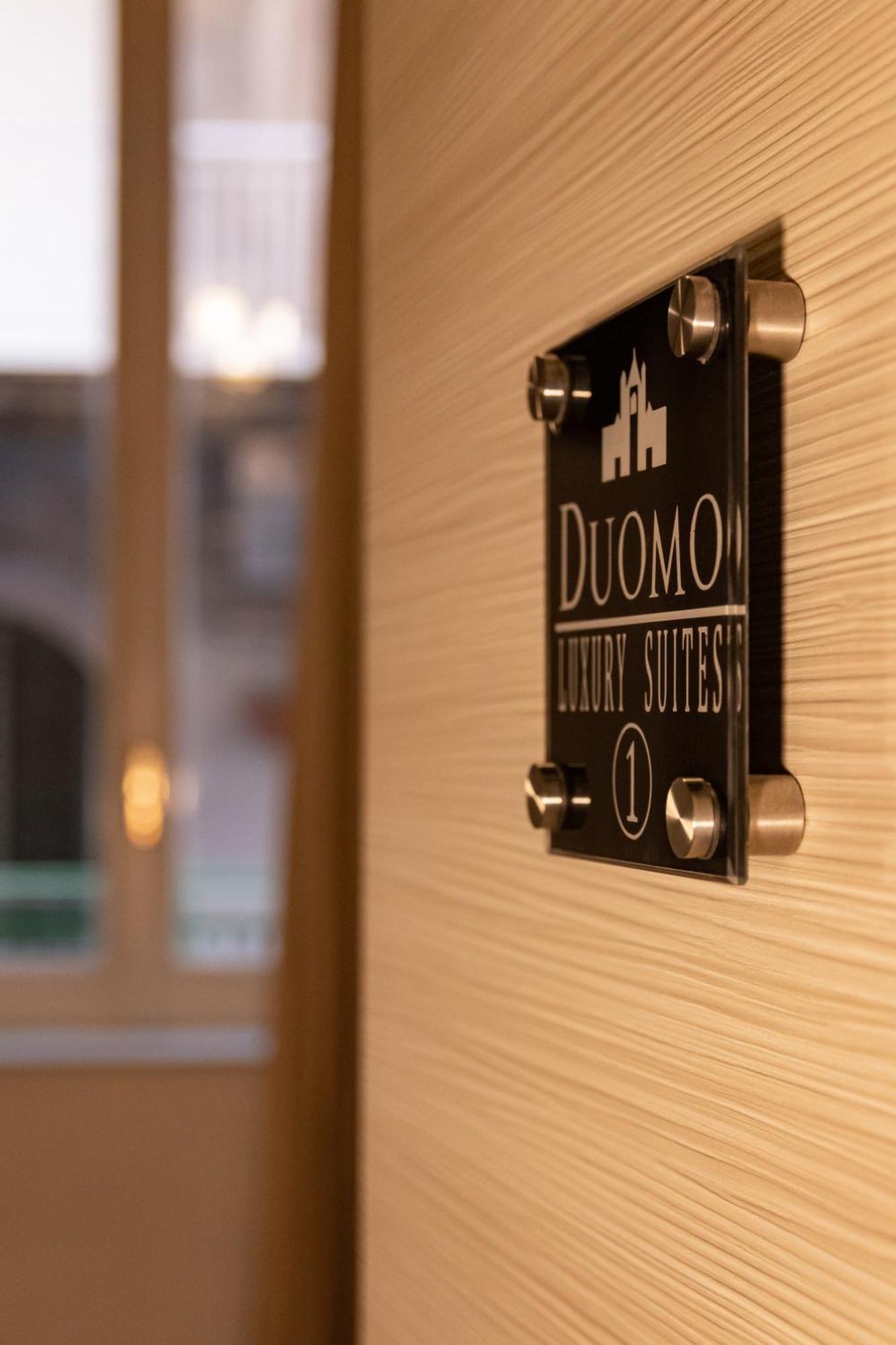 Duomo Luxury Suites Neapel Exteriör bild